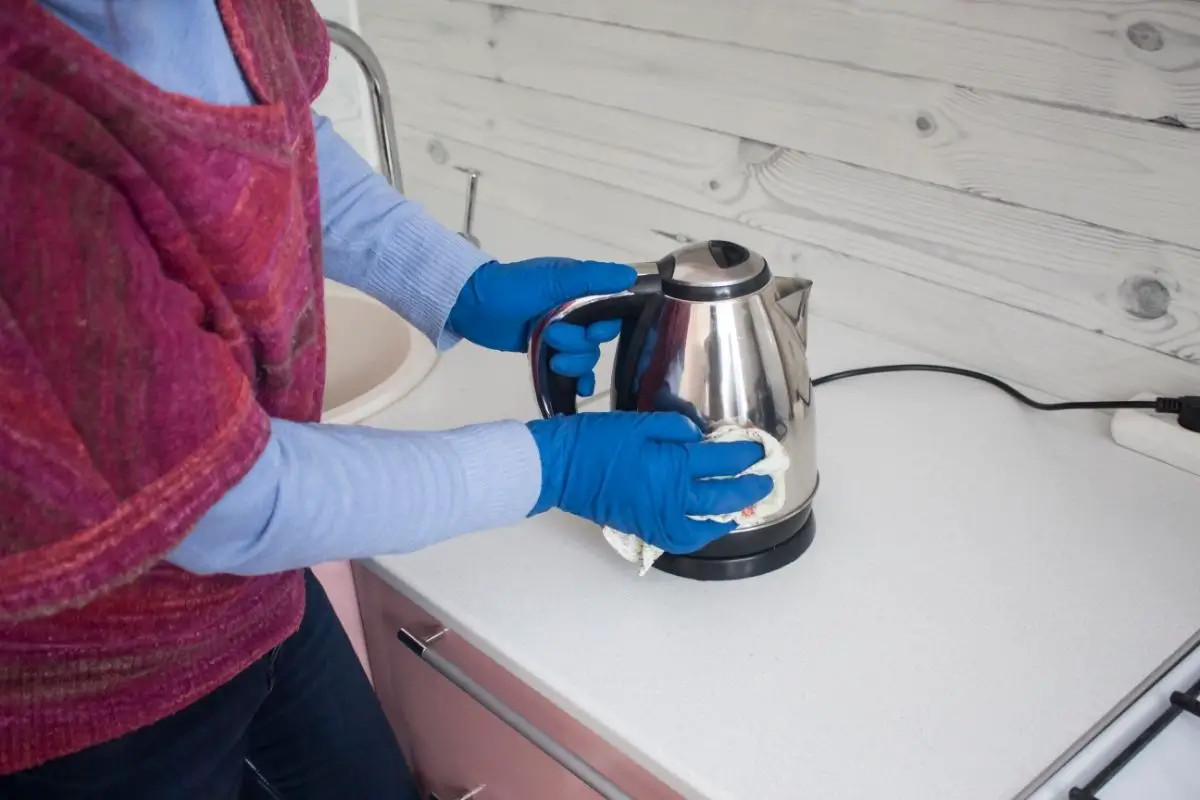 How To Clean An Electric Kettle