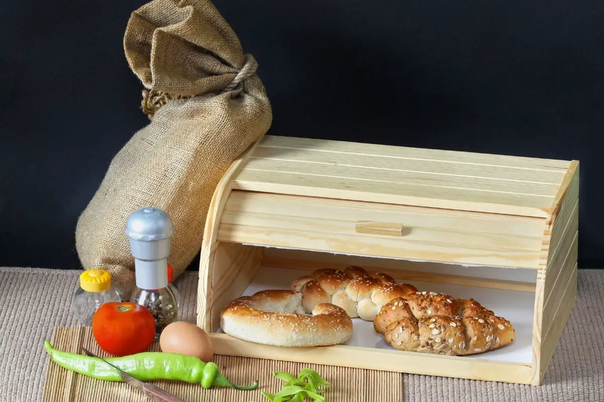 Why Use A Bread Box?