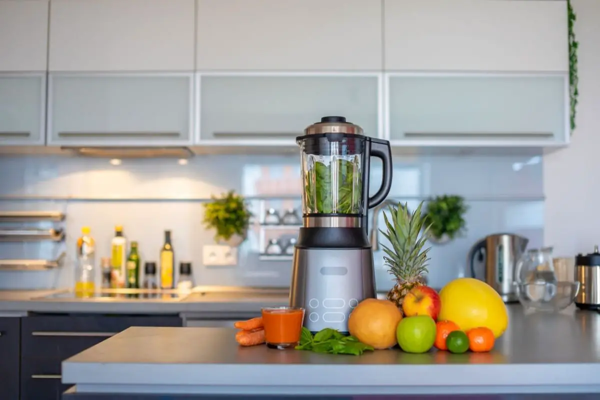 Can You Use A Blender As A Juicer?